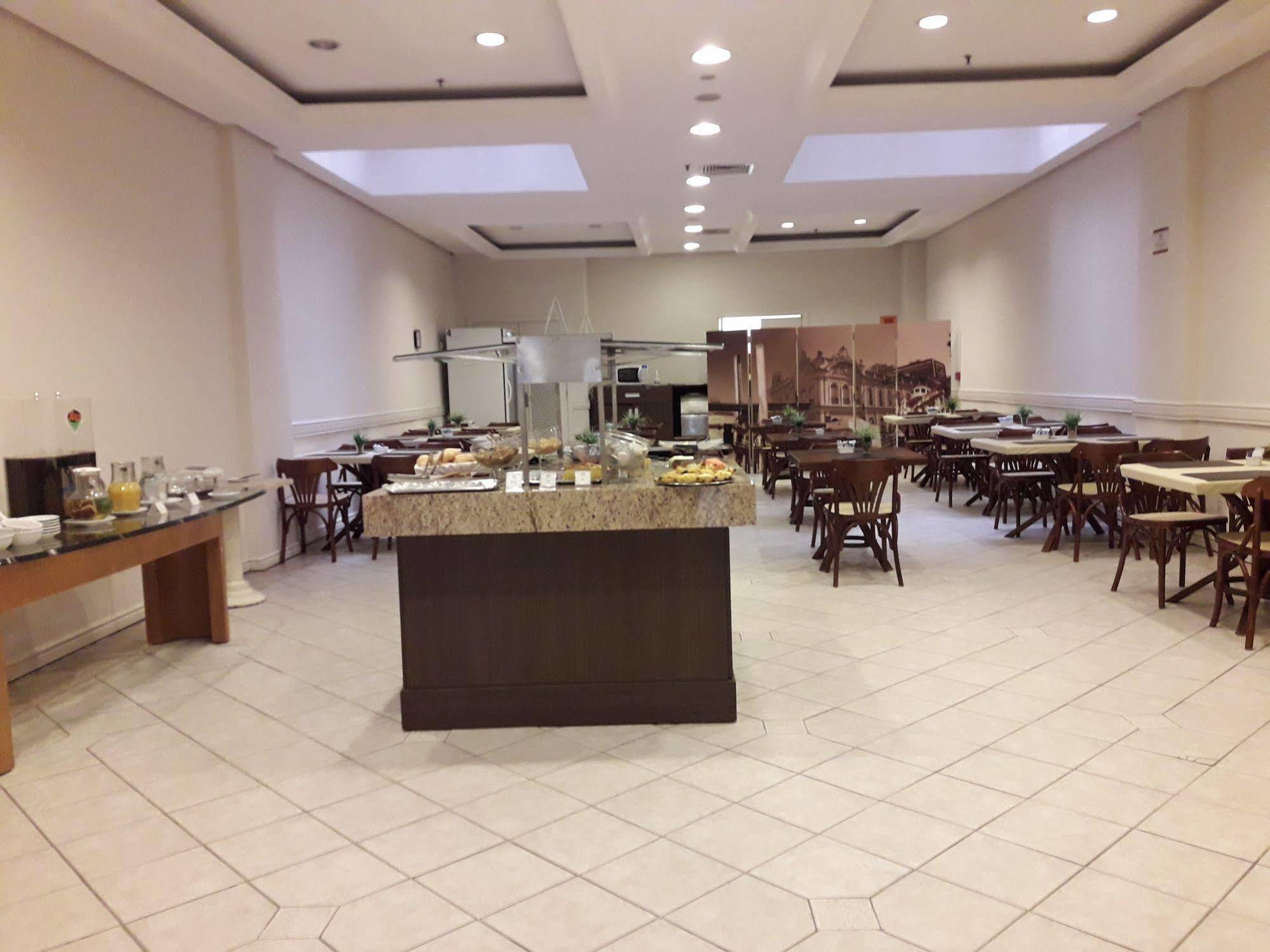 Hotel Master Express Alberto Bins - 200 Metros Do Hospital Santa Casa Porto Alegre